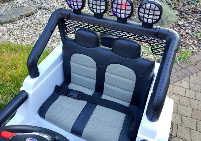 Auto na Akumulator DUŻY JEEP DLA DZIECI 4x4 S2388 biały
