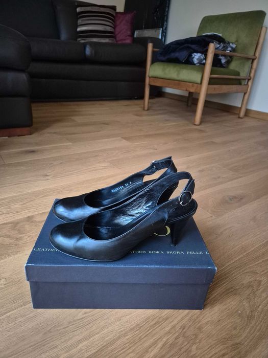 Czarne buty damskie letnie szpilki
