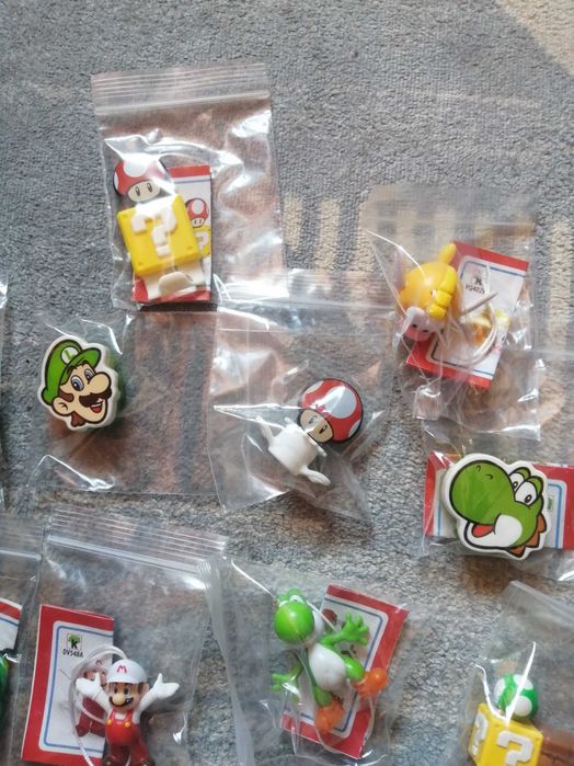 Bonecos super Mário Kinder surpresa