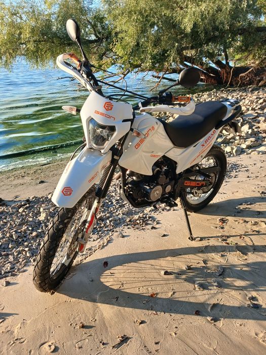 продам мотоцикл Geon X-Road