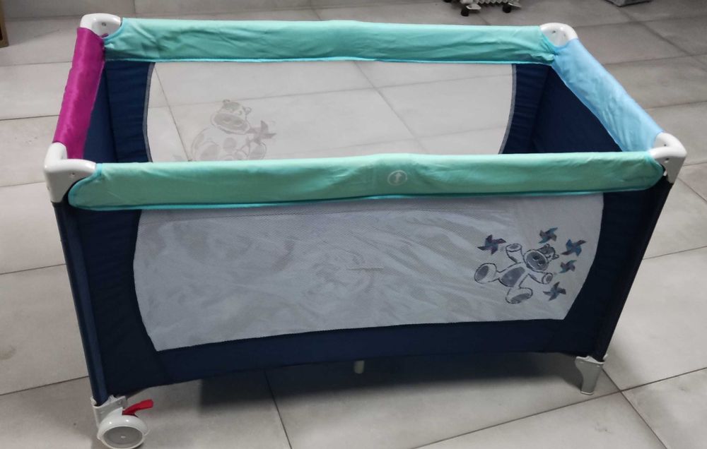 Cama de viagem + colchão