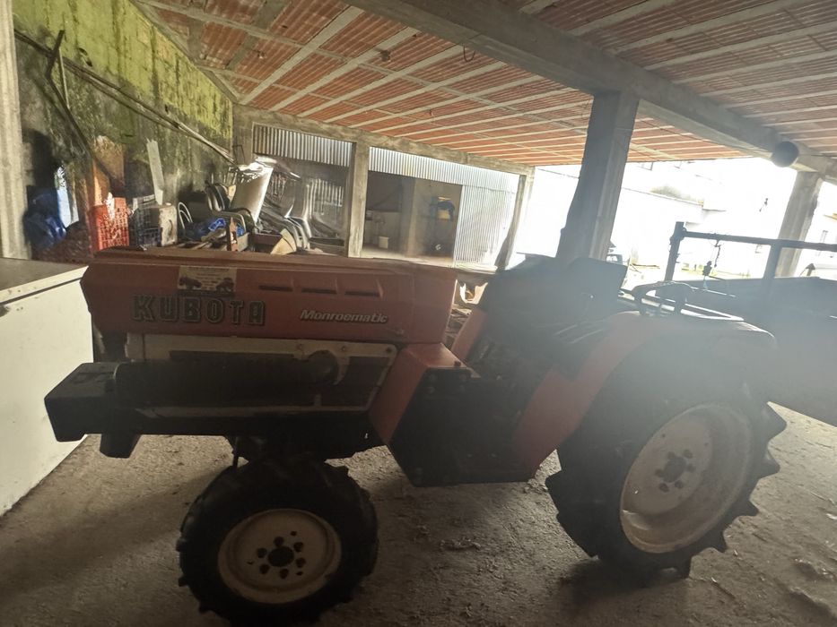 Vendo kubota s/matricula como esta na foto