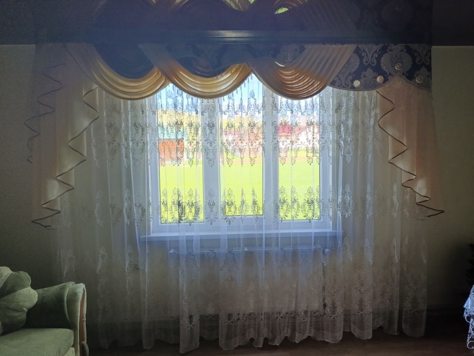 Гардина і тюль в хорошому стані