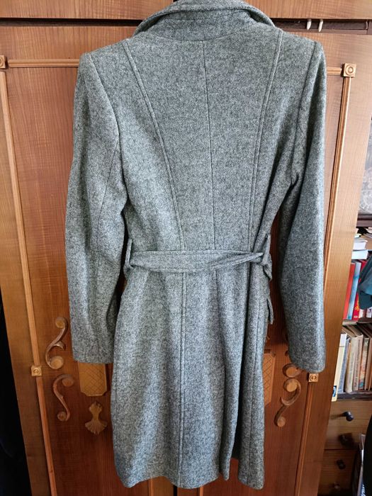 Продам пальто женское,размер 46