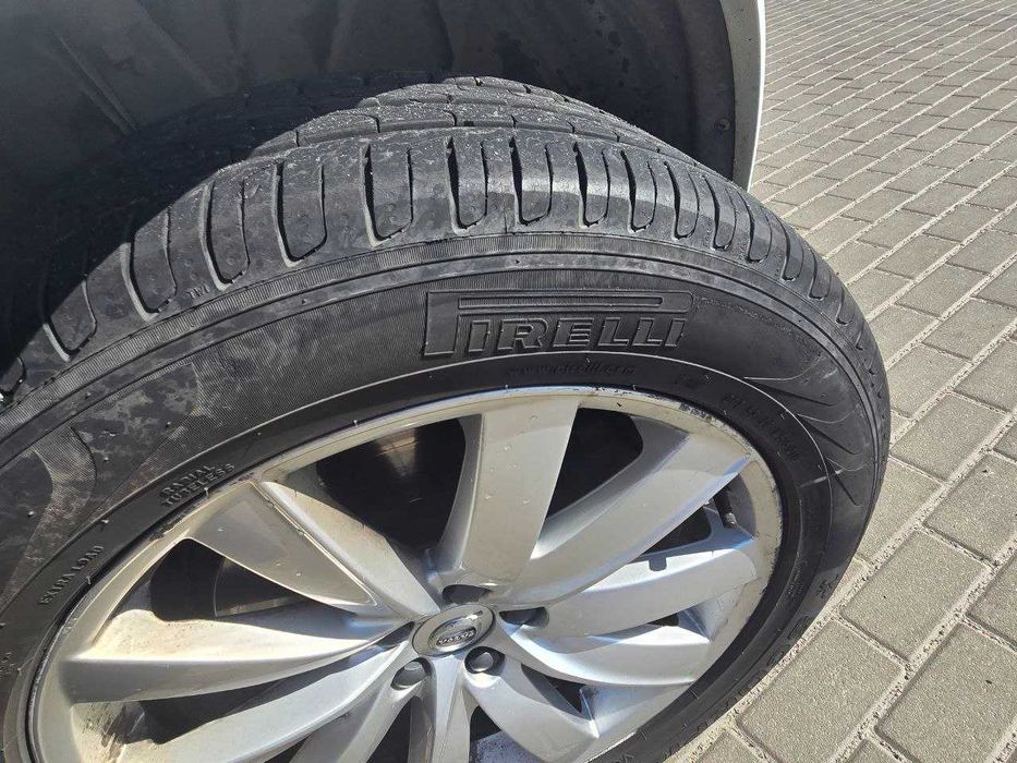 VOLVO XC90 2017