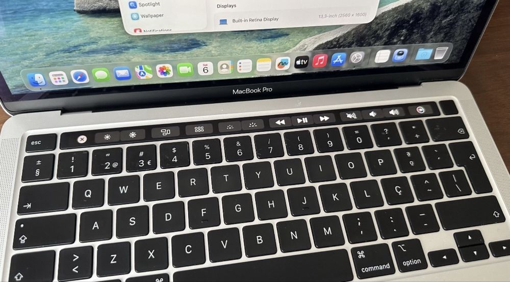 MacBook Pro M1 de 13 polegadas com Touchbar de 2020