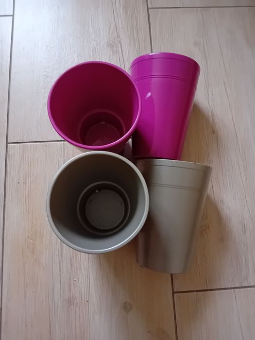 Doniczki 4 szt na storczyka szare i różowe