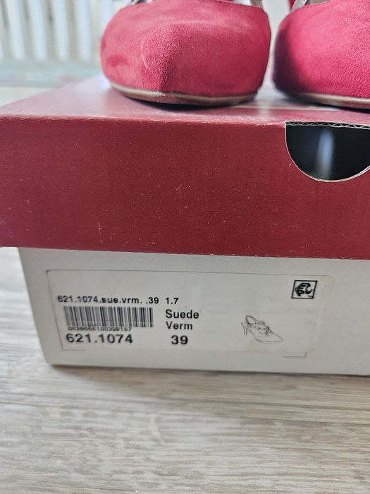 Sapatos de salto coral nr. 39