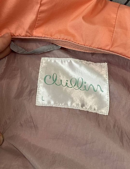 Жіноча вітровка куртка для бігу спорт M L