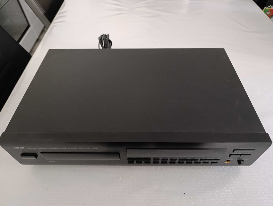 CD Player Yamaha CDX-660
