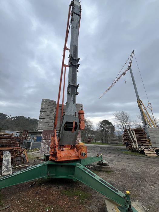 Grua automontante potain hd40