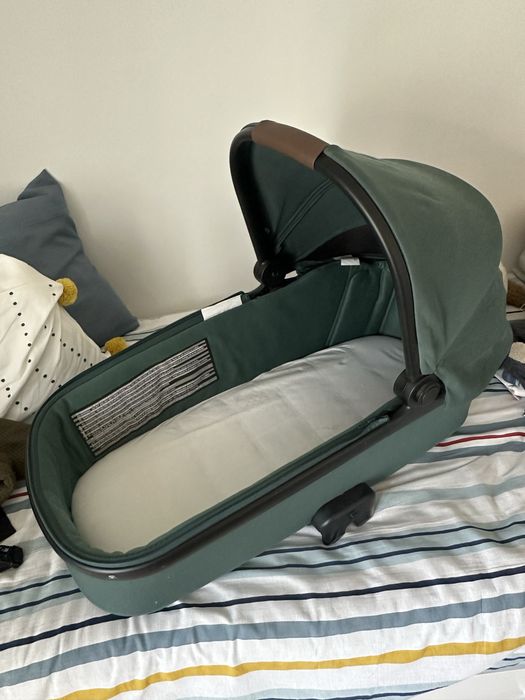 Alcofa Maxi-Cosi Oria verde — como nova