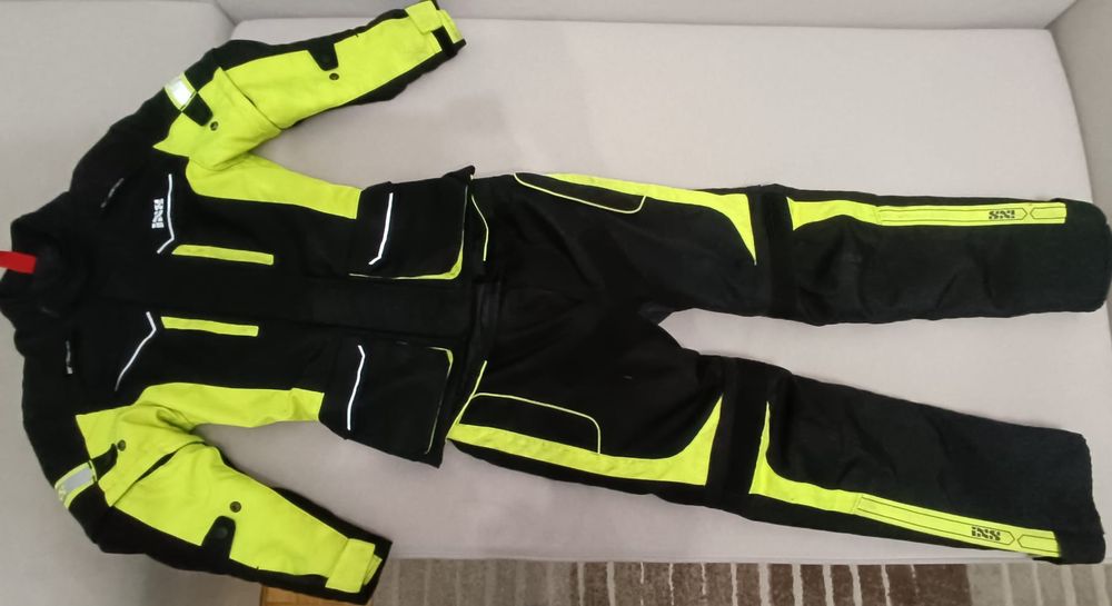 Kombinezon motocyklowy dla dziecka