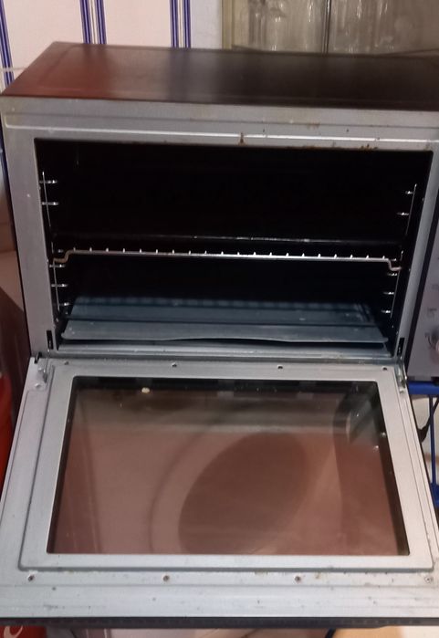 Forno eléctrico 80L