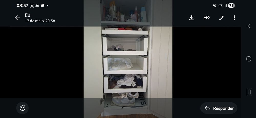 Roupeiro de canto do IKEA
