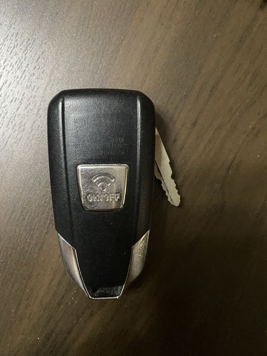 Yamaha key fob64172212473602121