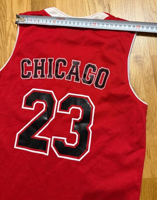 Червона дитяча баскетбольна майка  Sport Zone з написом CHICAGO 23