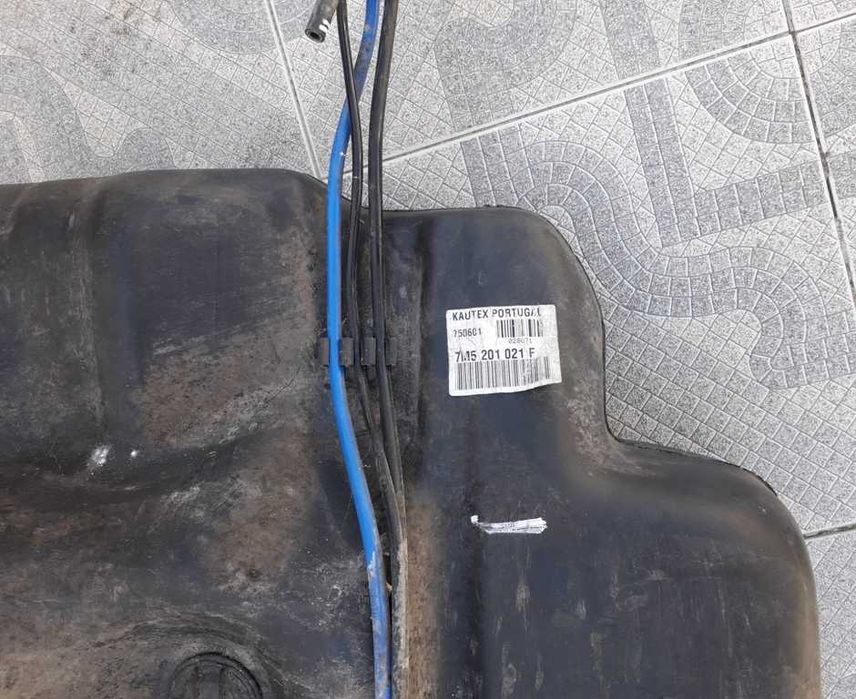 Deposito de Combustivel para Ford Galaxy, Seat Alhambra e VW Sharan