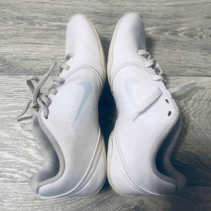 Кроссовки Nike экокожа  Р34 ст.21,5-21см оригинал детские