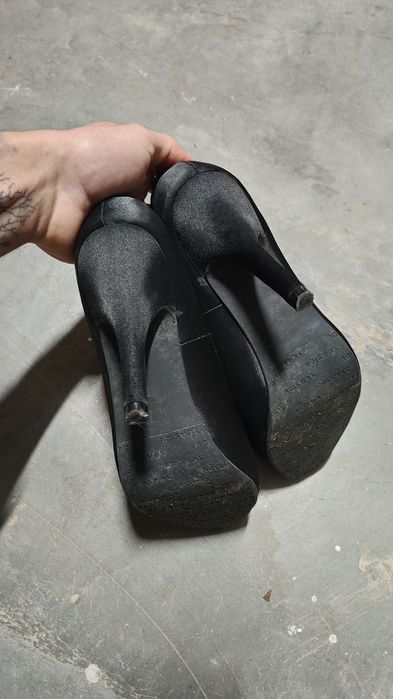 Sapatos de Salto Alto Pretos Seaside – Tam. 40 (Cláss