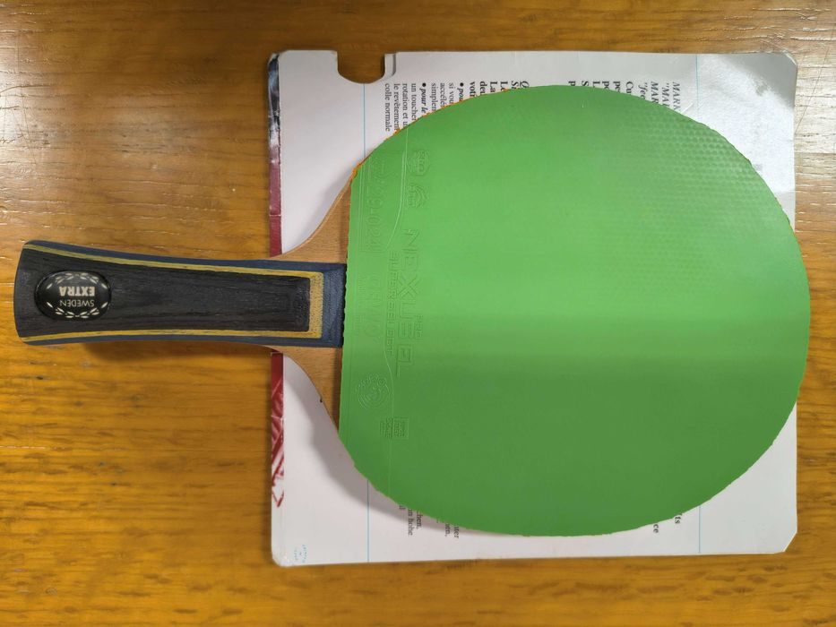 Raquete tênis de mesa nível profissional ofensiva como nova