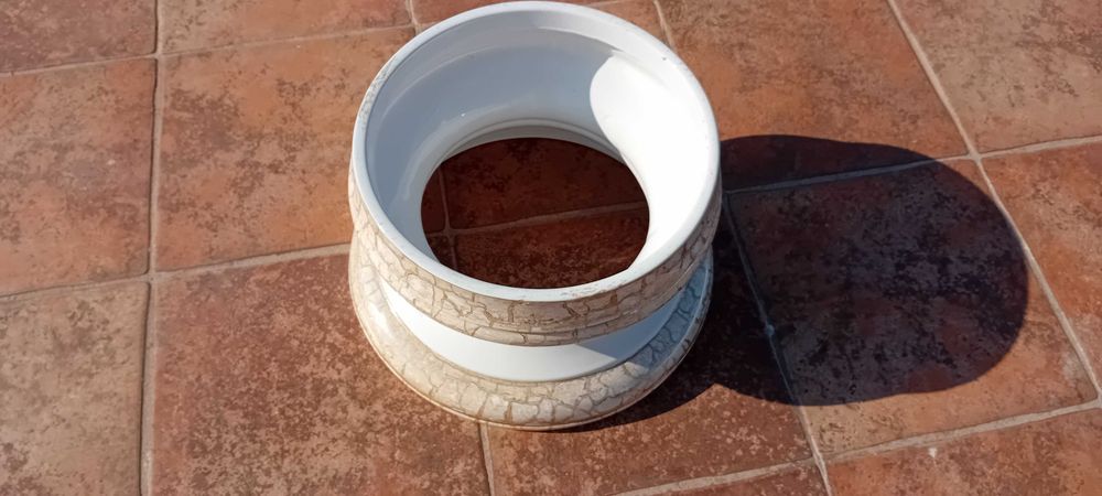 Peça de faiança portuguesa