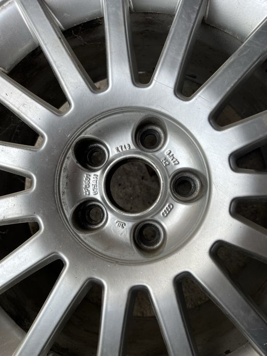 Розбираю Audi a6c6 3.0 tdi