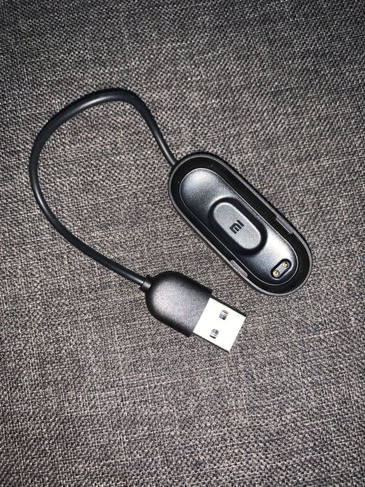 Зарядка на MIBand 4