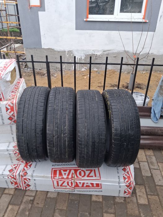 Всесезонные шины  225/60/17