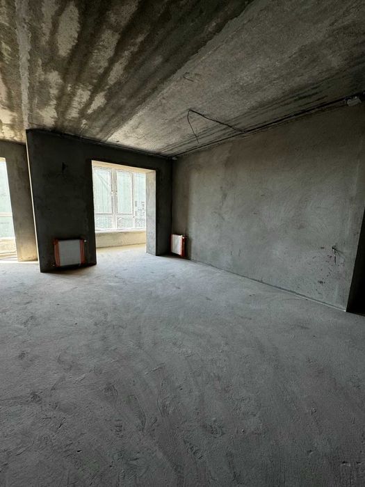 Продам 3-х кімнатну квартиру в Центрі.