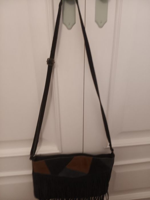 Bolsa tiracolo camurça Promod