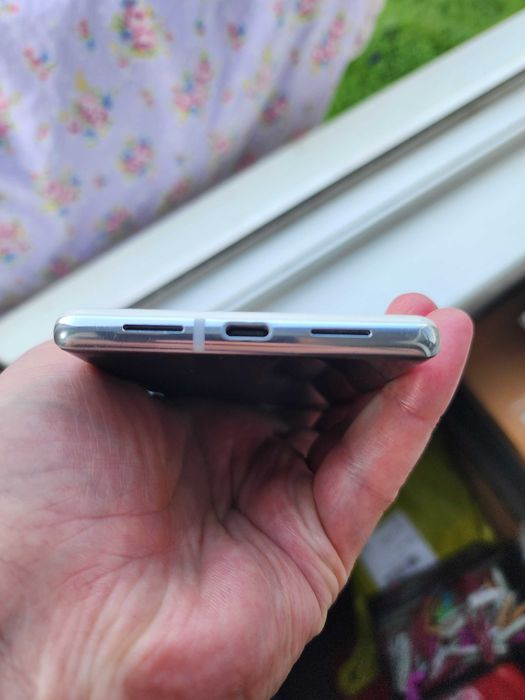 Google Pixel 6 Pro 12/256GB Neverlock 6,7" LTPO OLED 3120x1440 120 Гц