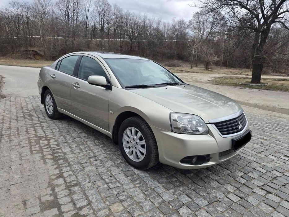 Mitsubishi Galant 2009