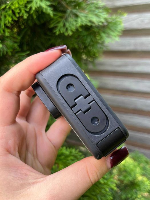 Екшн-камера GoPro Hero 9 з захисним склом