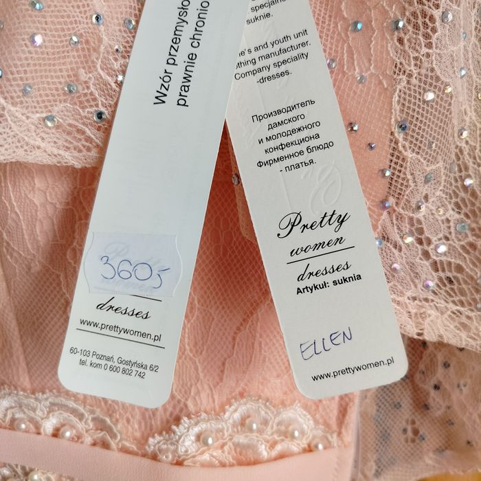 Długa, nowa, kolor pudrowy  róż.