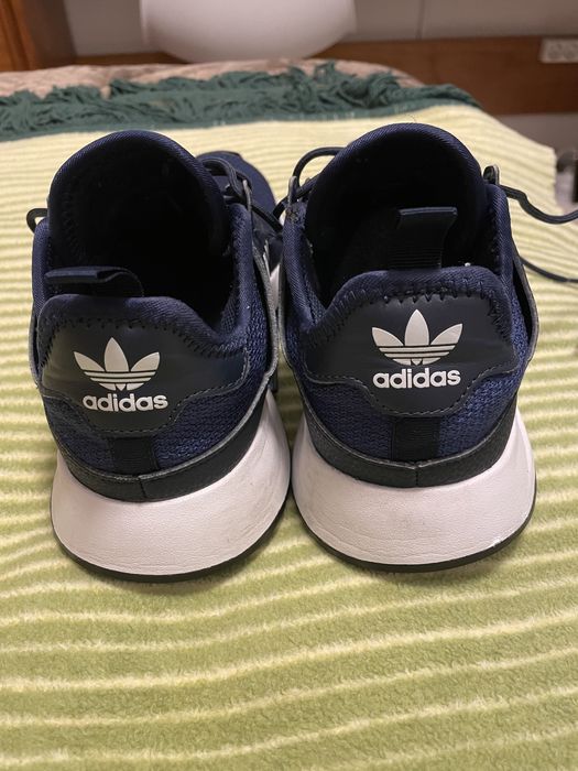 Sapatilhas adidas desportivas