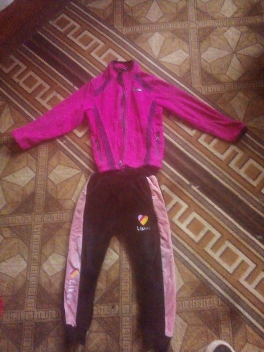 Речі на дівчинку 4роки.