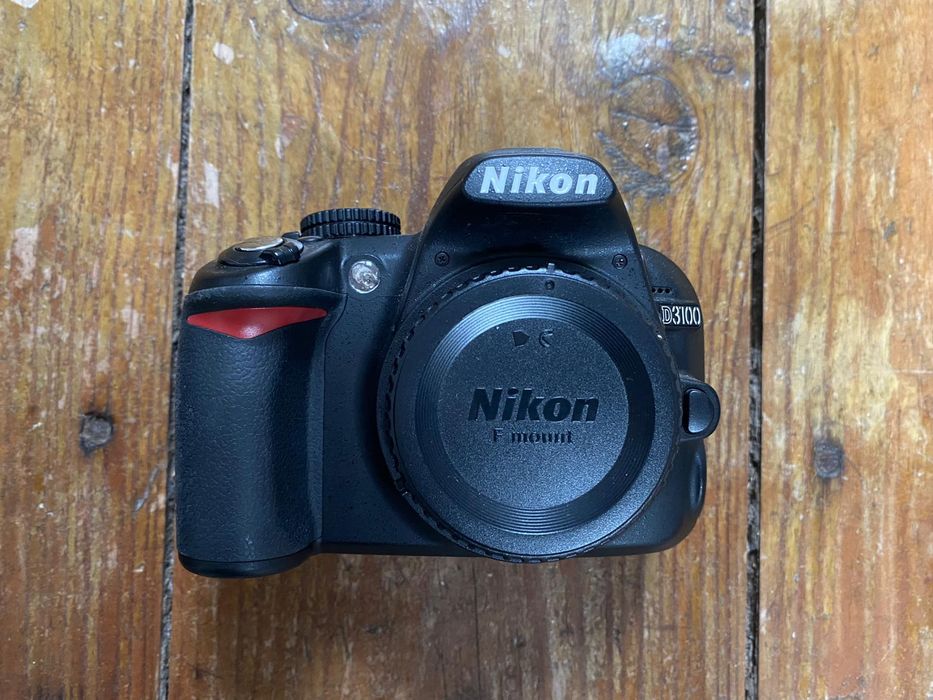 Nikon D3100 com lente 18-105mm - Negociável