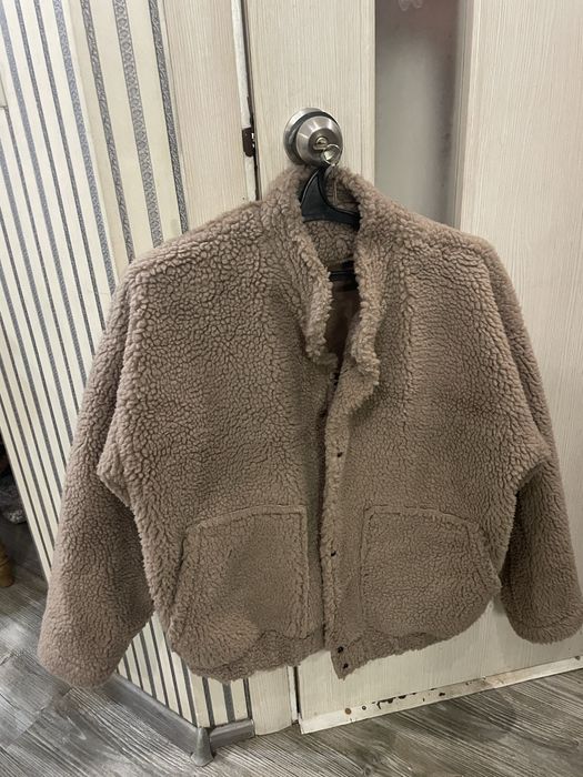 Шубка коричнева тепла