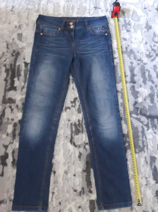 Джинси на дівчинку