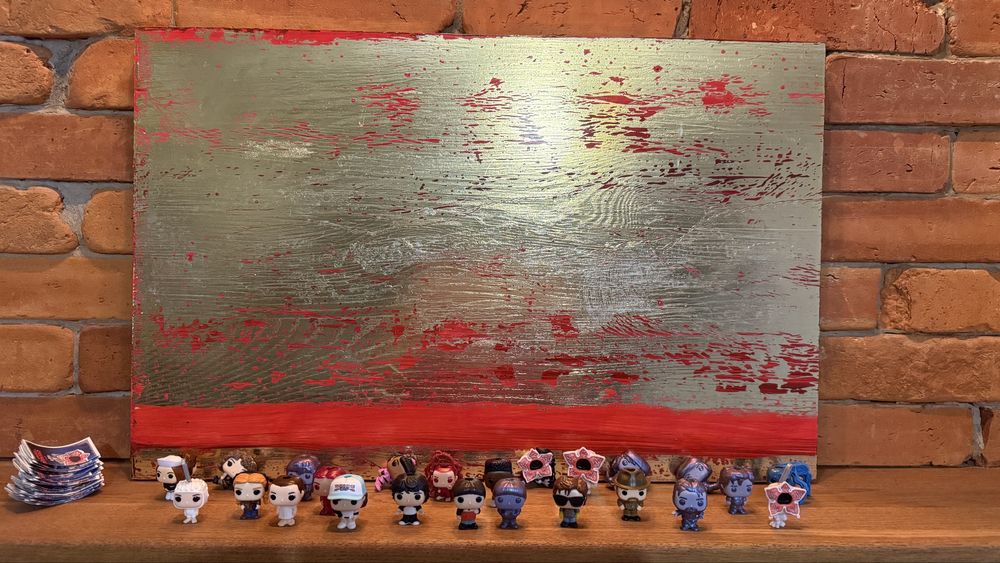 24/24  Kinder joy stranger things фігурки дивні дива ціла колекція