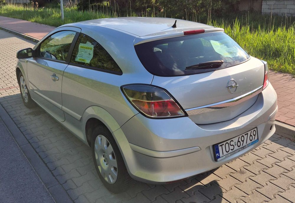 Opel Astra H GTC