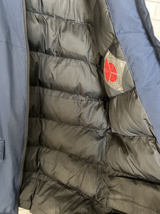Зимова куртка Adidas розмір S-М