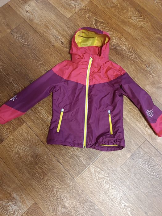 Ветровка для девочки
