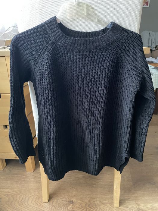 Czarny sweterek sinsay r. XS