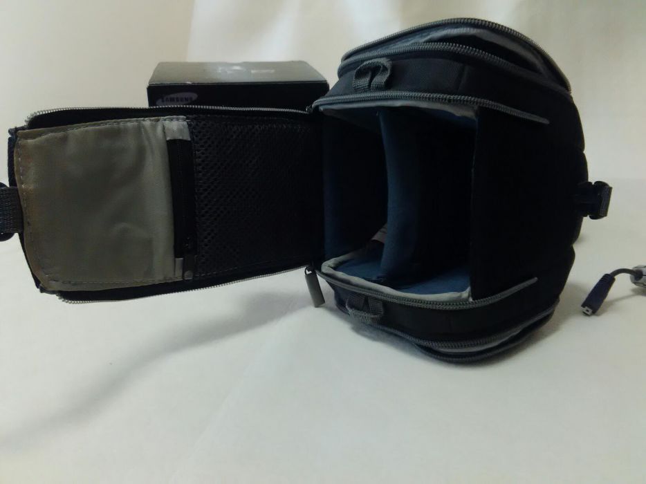 DVD Camcorder with CD-RW Drive + Carrying Bag + Mini Tripod64343240109698124