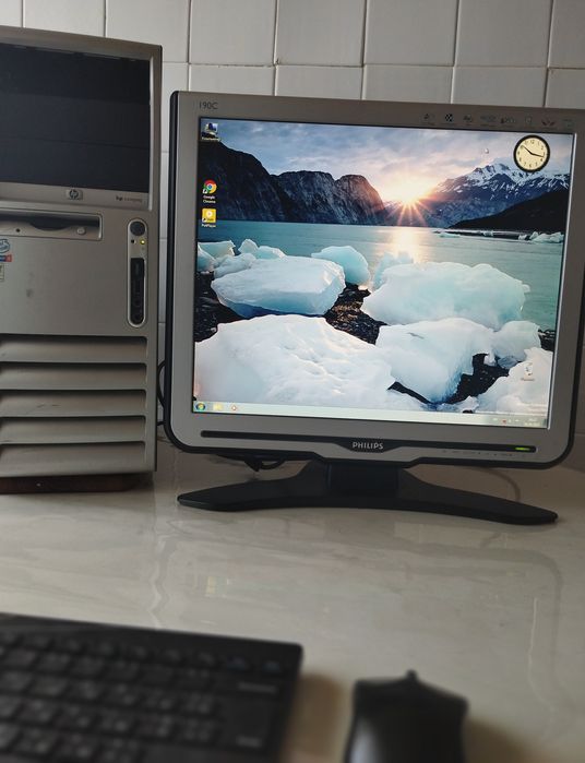 Продаються  б/у монітори в робочому стані