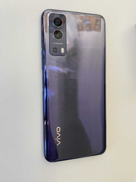 Telemóvel Vivo Y72 5G - Como Novo com Garantia Fnac