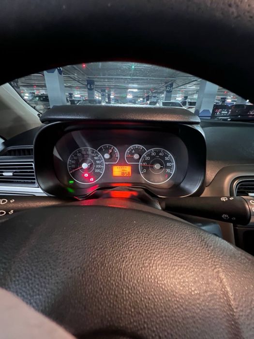 Fiat grande punto 2007р. 1.3d