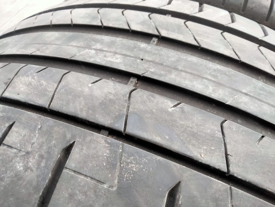 255 45R18 Pirelli